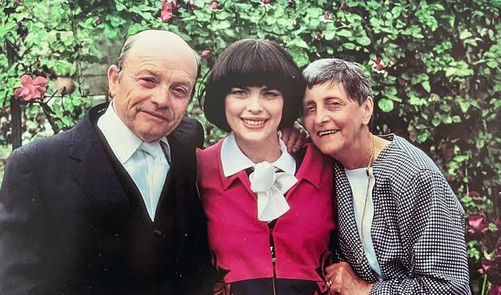 mireille mathieu geschwister
